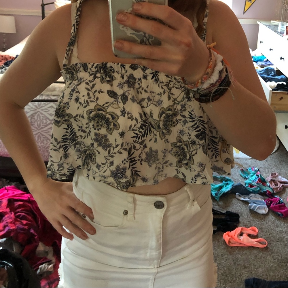 Floral Tied Straps Crop Top